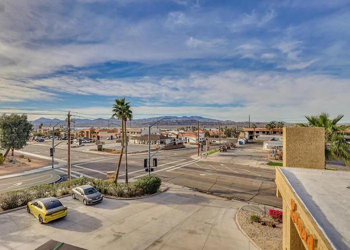 Newly Renovated W/ Pool In Havasu City! Holiday home Lake Havasu City